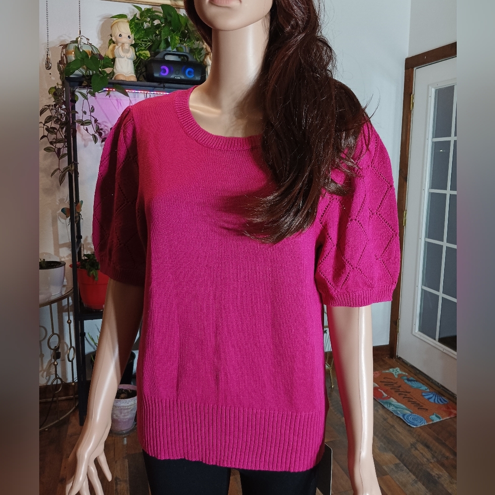 Women's Magenta Knit Top - Picture 5 of 11